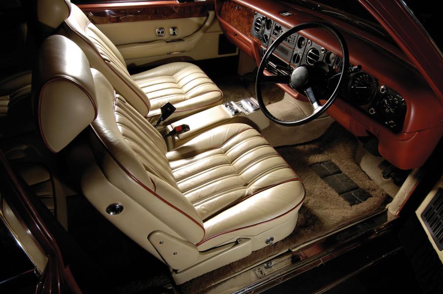  Rolls-Royce Camargue 1983 года  (фото 2 из 4)